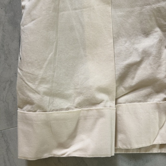 Banana Republic shorts  high waisted cotton/spandex  cream colored zip front NWT - Picture 7 of 11